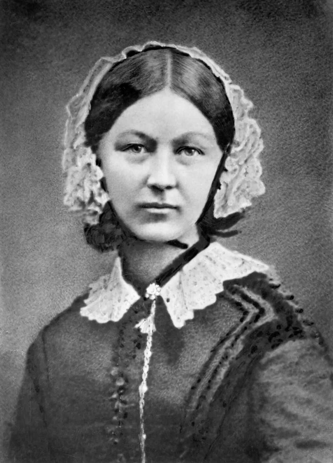 Enferma y de luto, Florence Nightingale le confesó a su madre quién le lamía las lágrimas 3 Retrato fotográfico de época de Florence Nightingale, hacia 1860